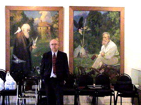 Michael Cremo at the Darwin Museum in Moscow